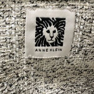 Anne Klein Monochrome Knit Top